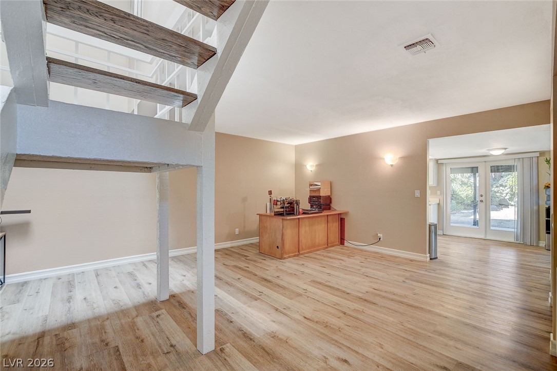 2403 El Cortez Avenue