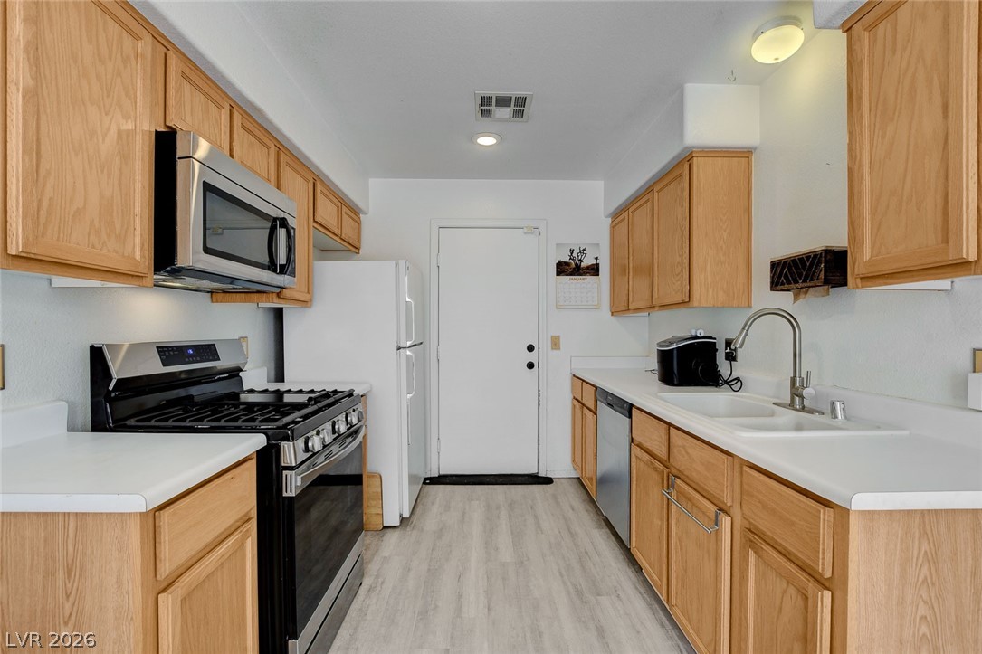 713 Spotted Eagle Street