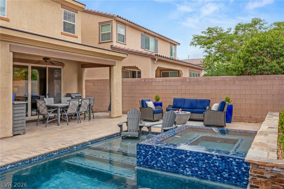 2585 Sable Ridge Street