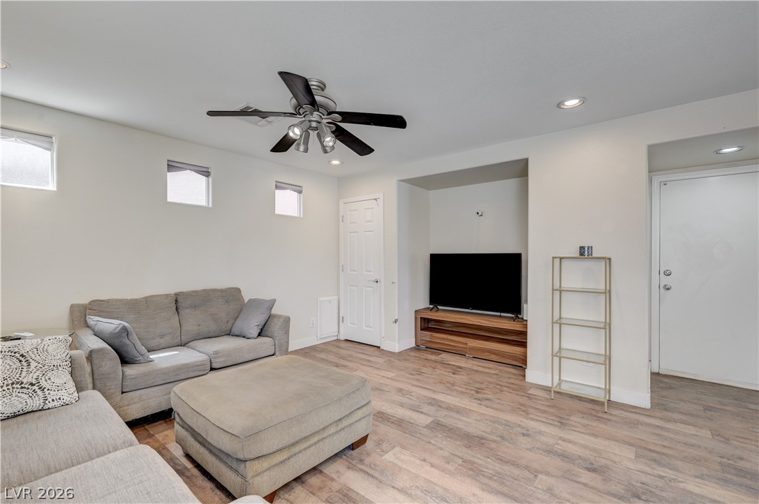 8953 Careful Canvas Avenue