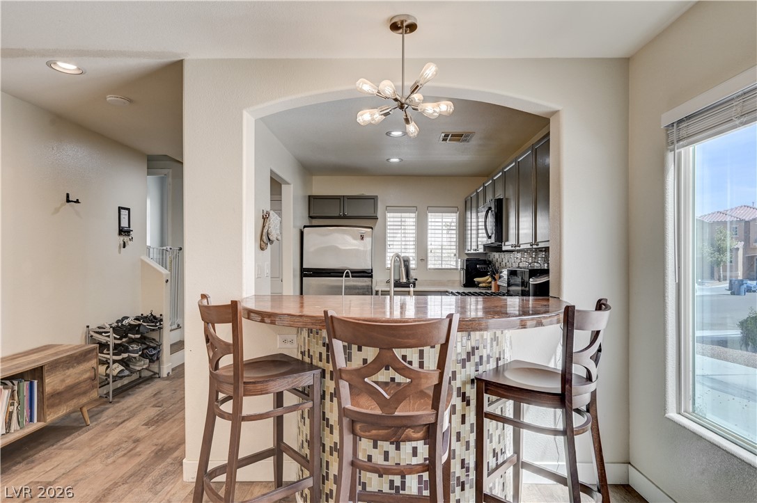 8953 Careful Canvas Avenue