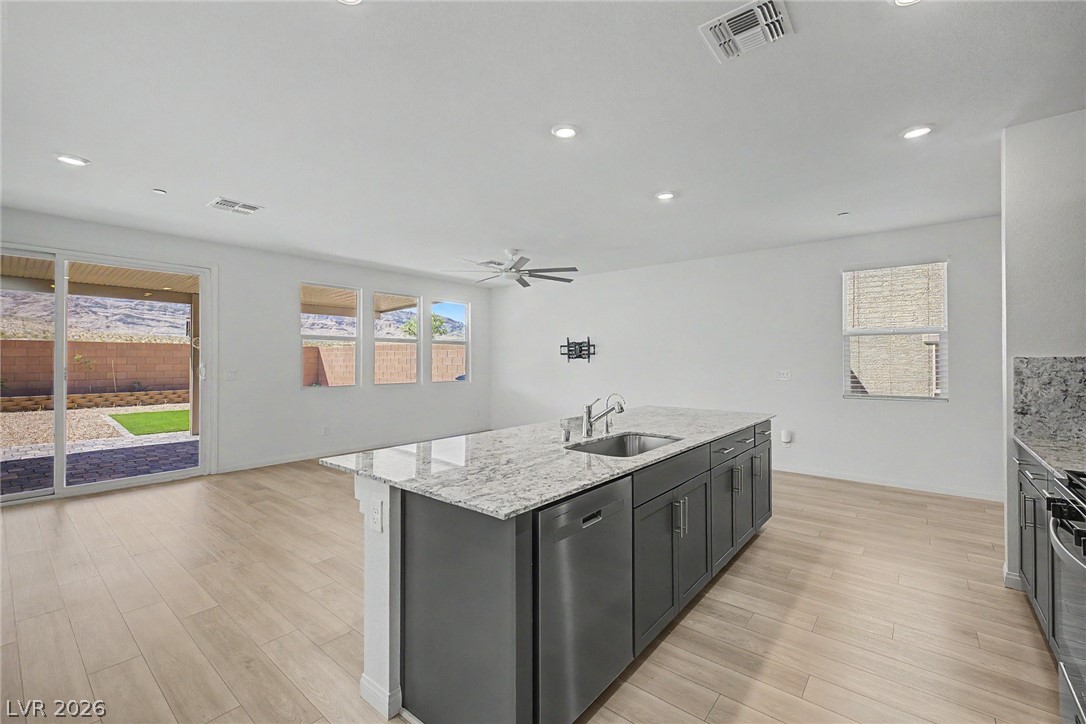 5657 Ridge Run Street