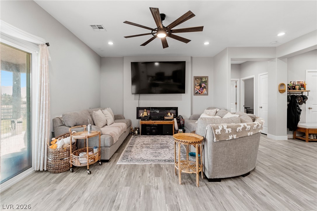 3461 Paiute Boulevard