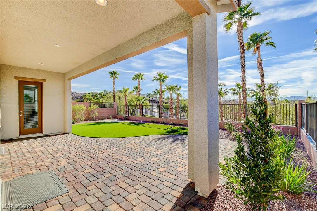 19 Alta Cascata Place