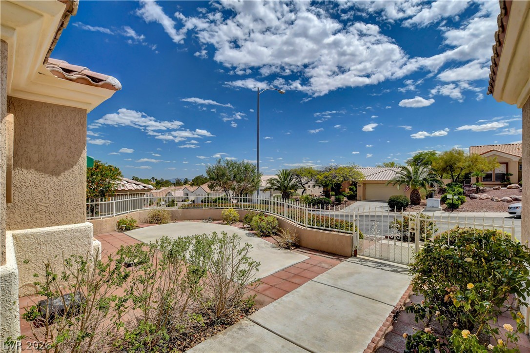 10400 Willamette Place