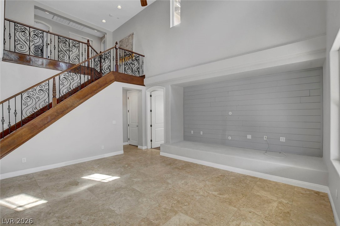 10009 Amber Field Street