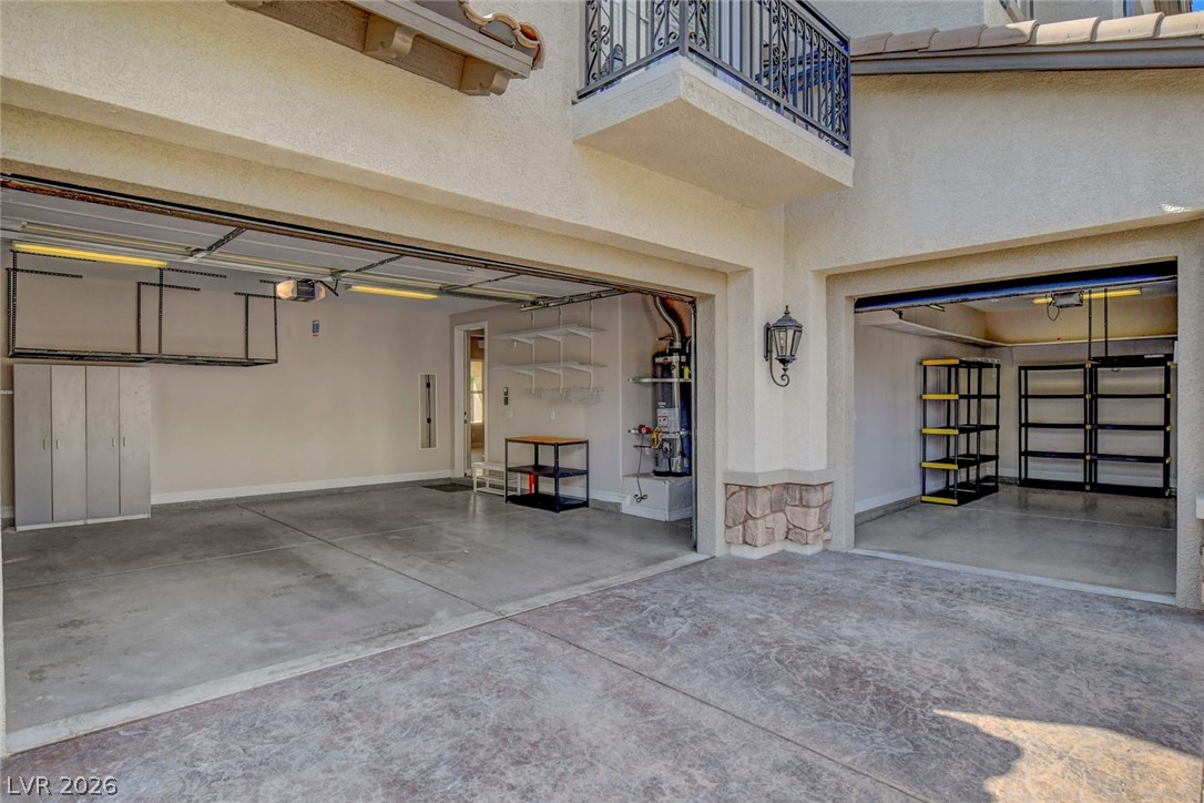 10009 Amber Field Street