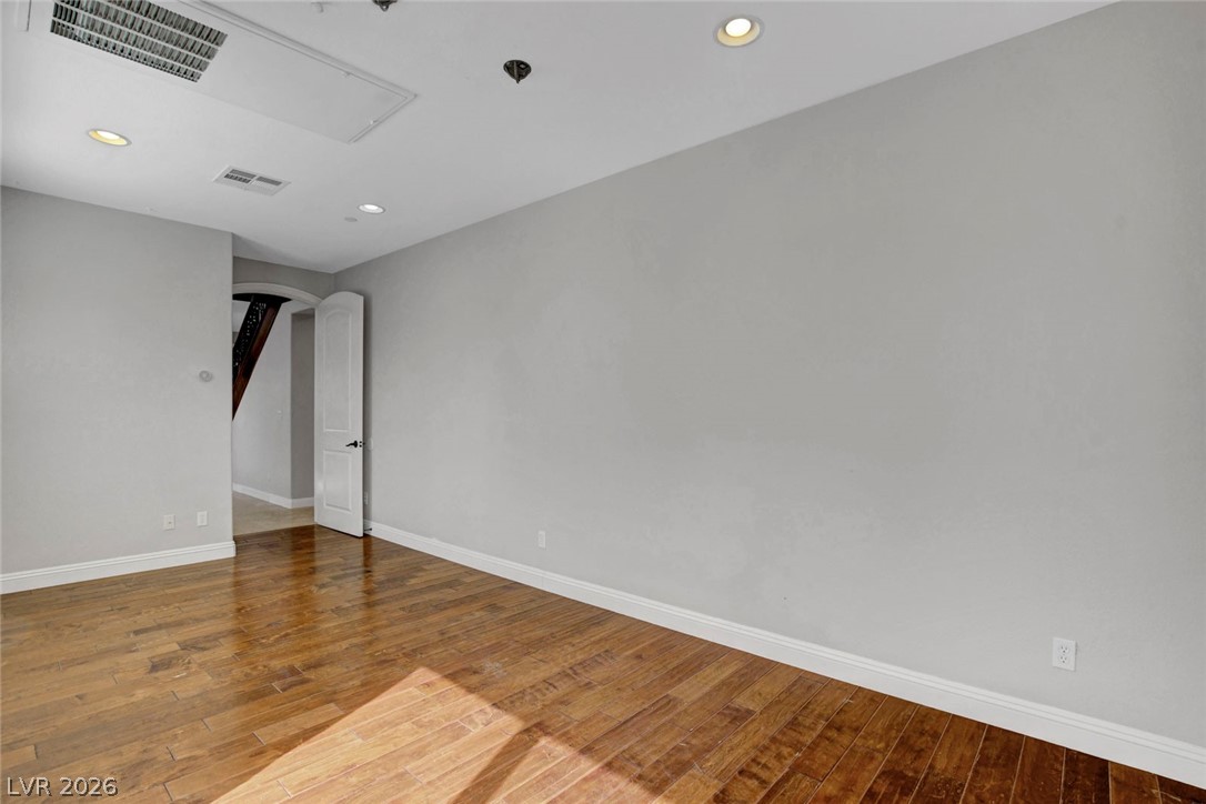 10009 Amber Field Street