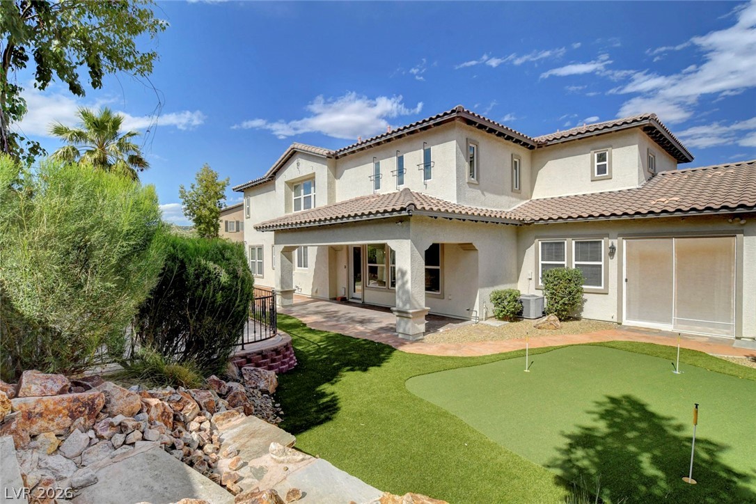 10009 Amber Field Street