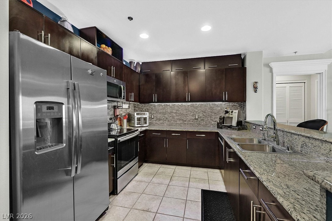 8255 Las Vegas Boulevard 908