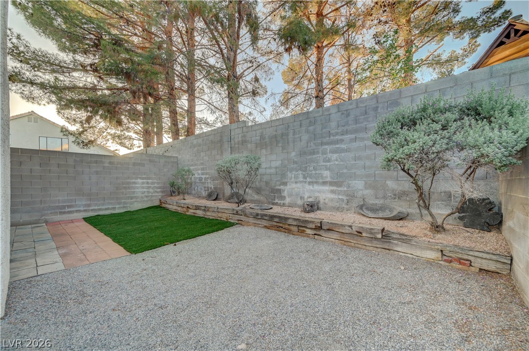 9548 Wooden Pier Way