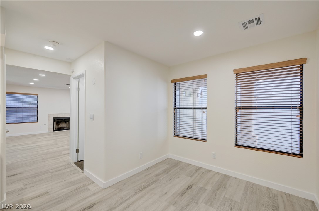 9548 Wooden Pier Way