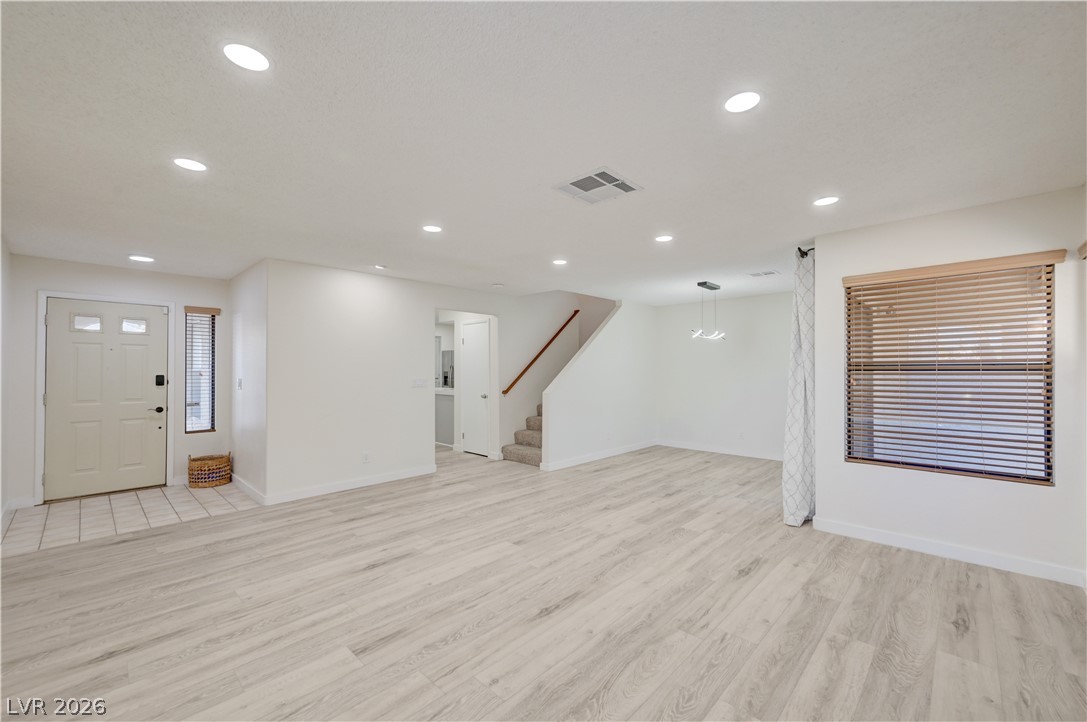 9548 Wooden Pier Way