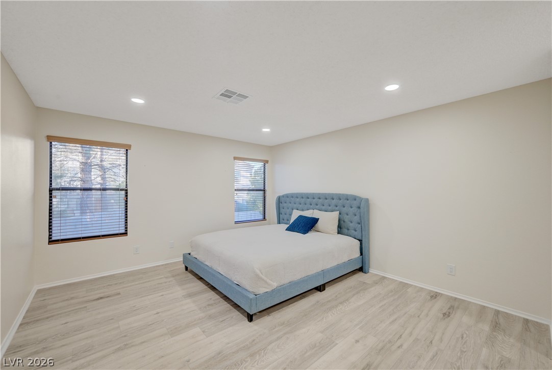 9548 Wooden Pier Way