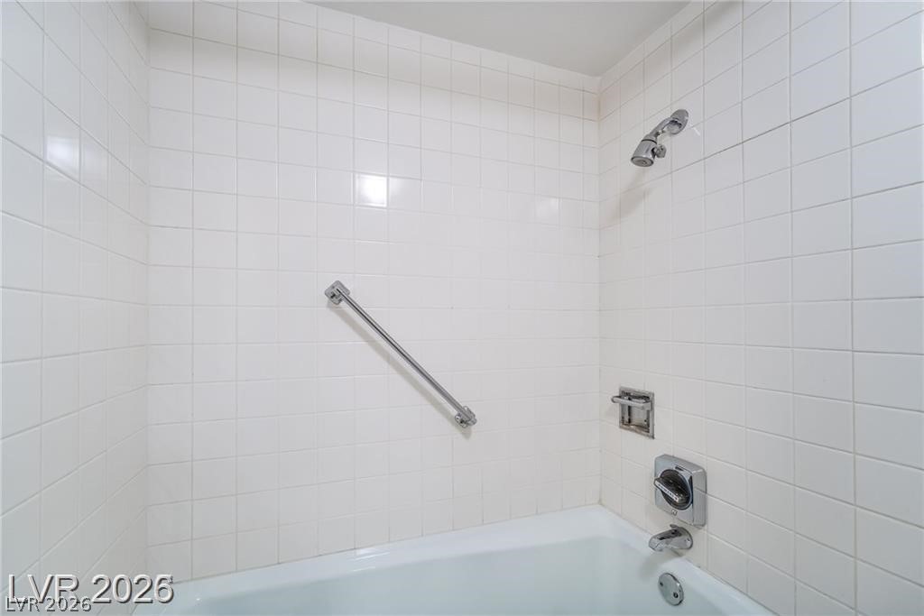 205 East Harmon Avenue 409