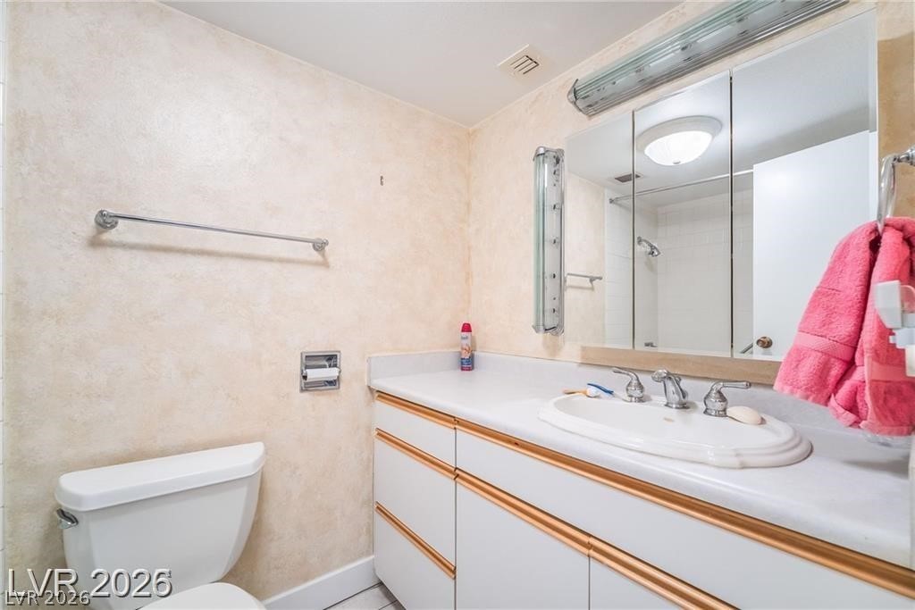 205 East Harmon Avenue 409