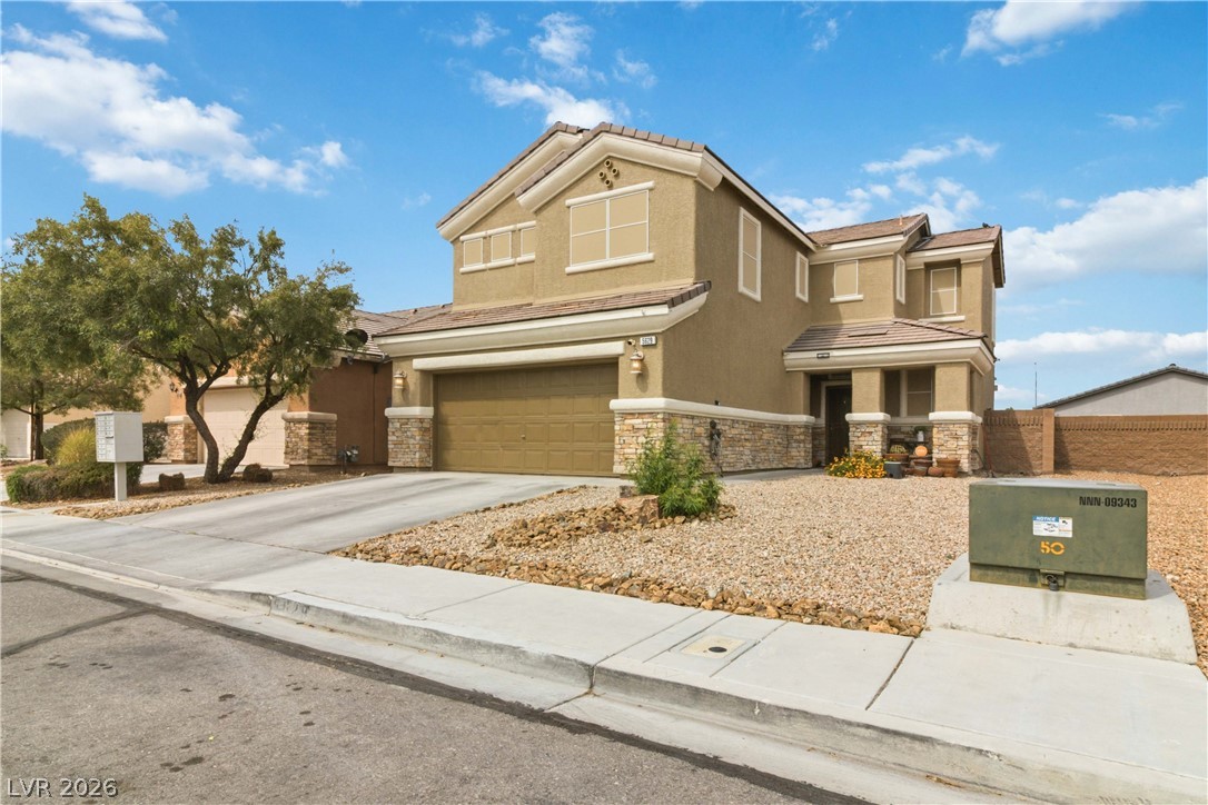 5629 Lookout Crest Street