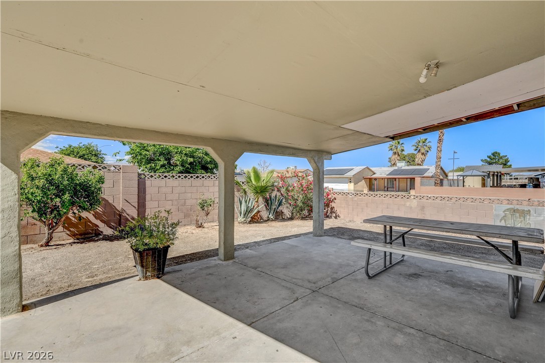 3998 Shady Oak Drive