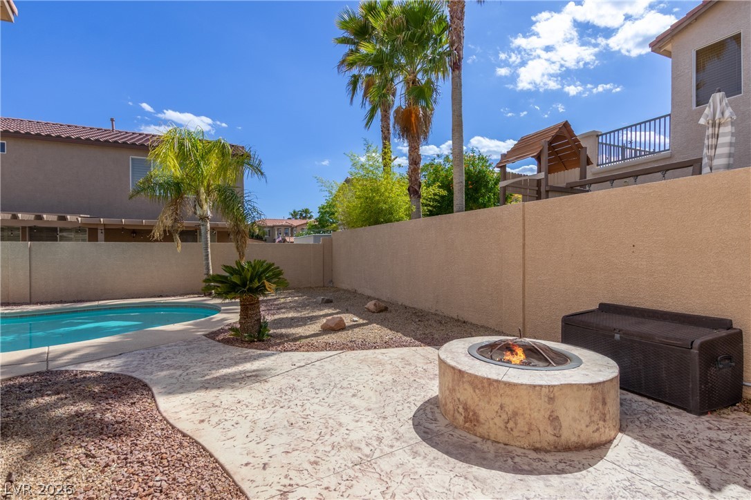 9391 Arrowhead Bluff Avenue
