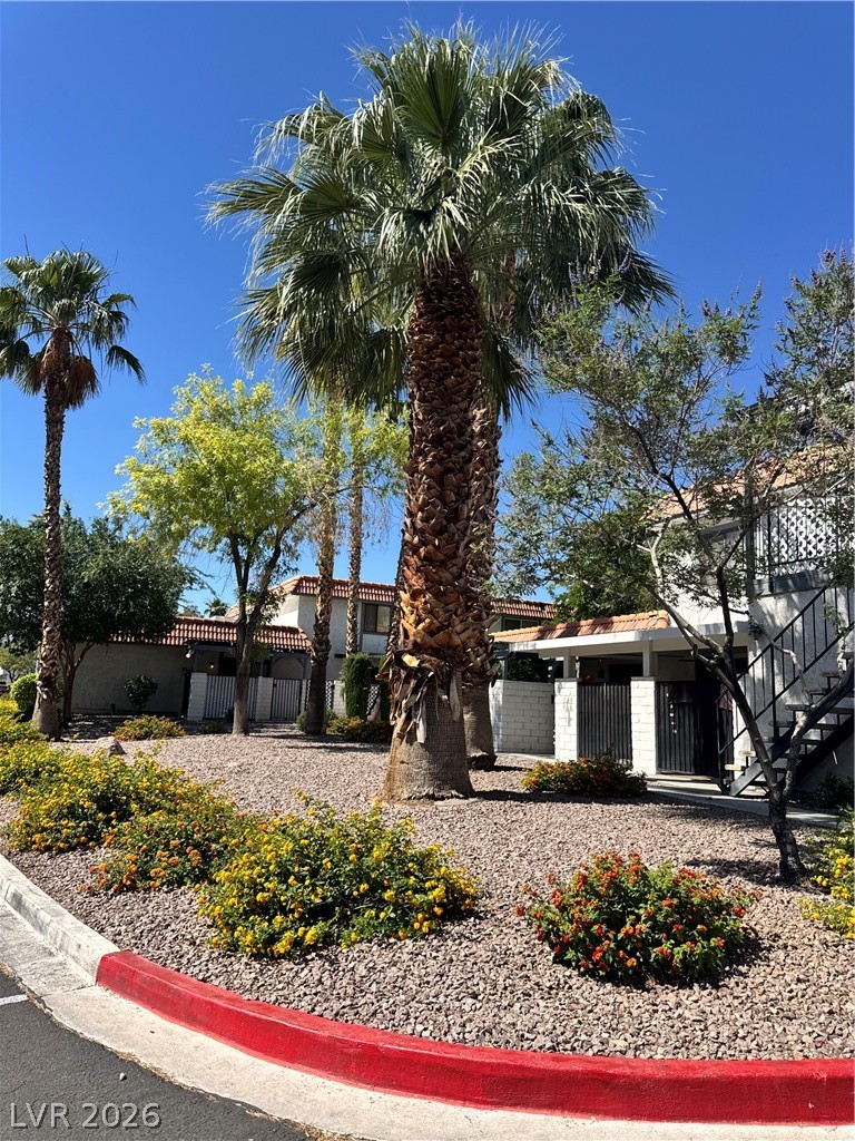 1016 Willow Tree Drive C
