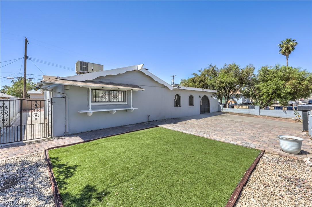 1908 Melinda Avenue
