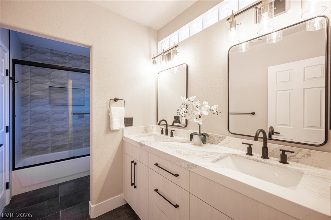 4139 Abernethy Forest Place