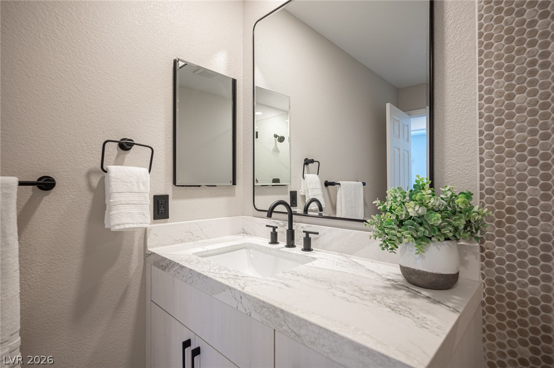 4139 Abernethy Forest Place