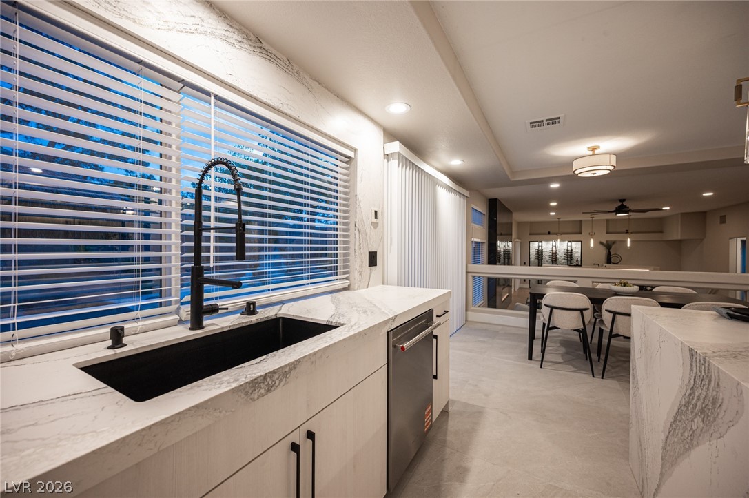 4139 Abernethy Forest Place