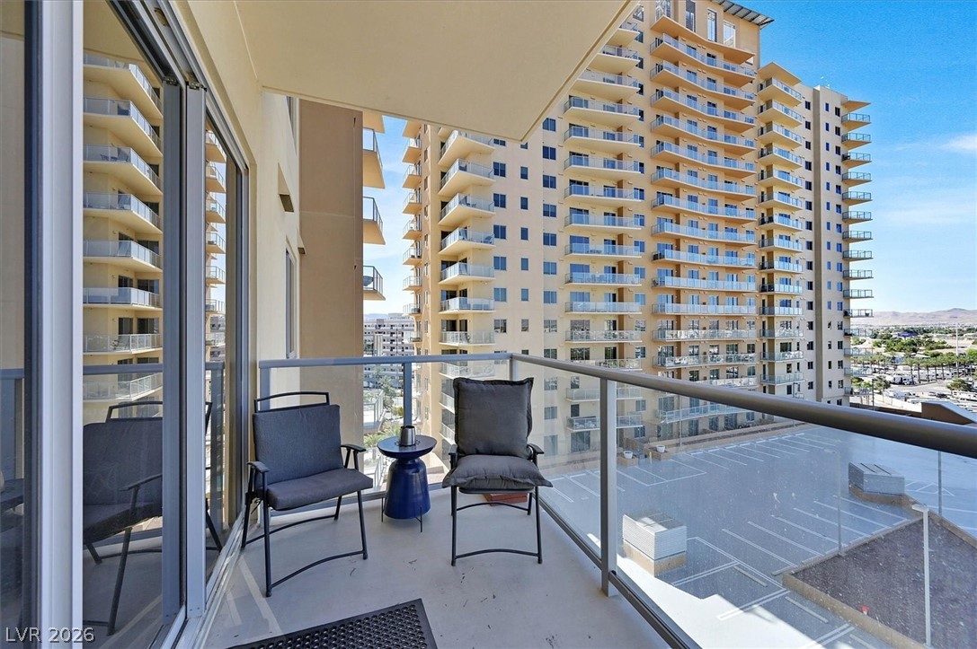 8255 Las Vegas Boulevard 908