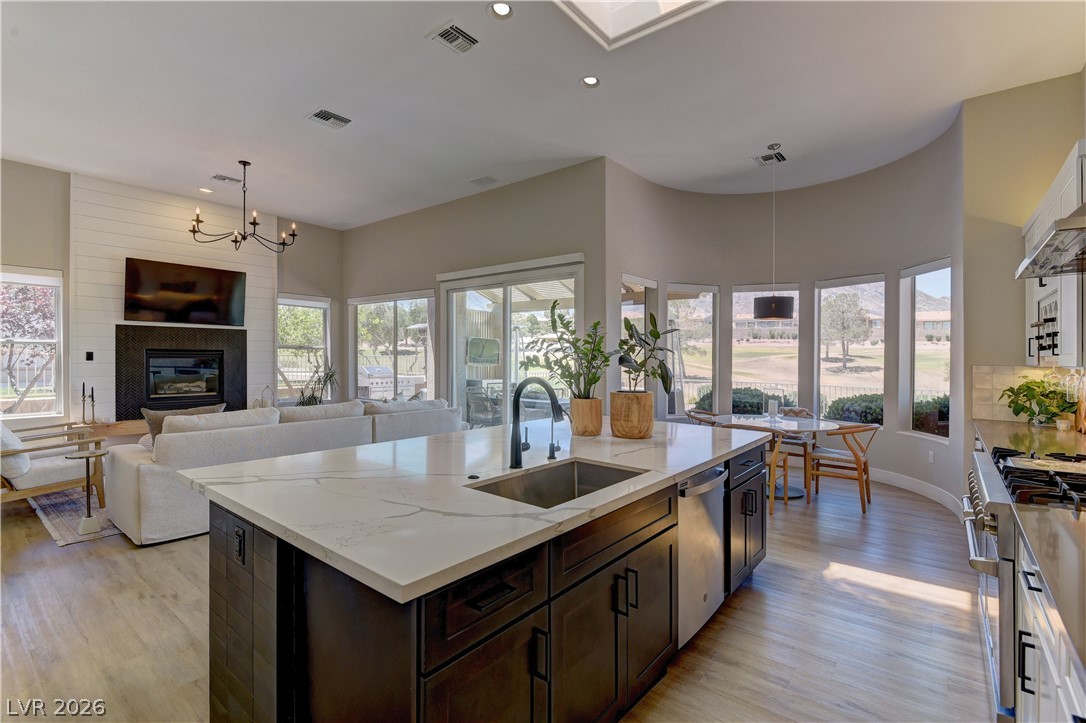 2117 Boundary Oak Drive