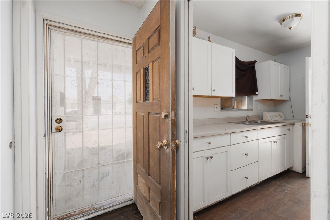 3505 Navajo Way