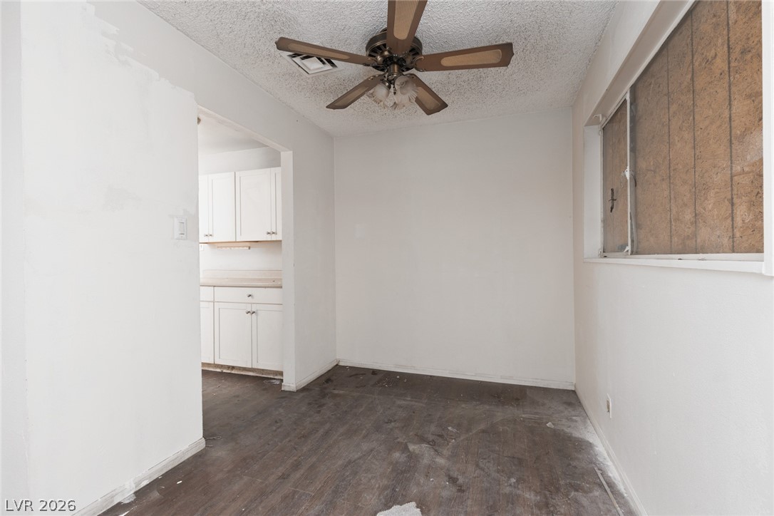3505 Navajo Way