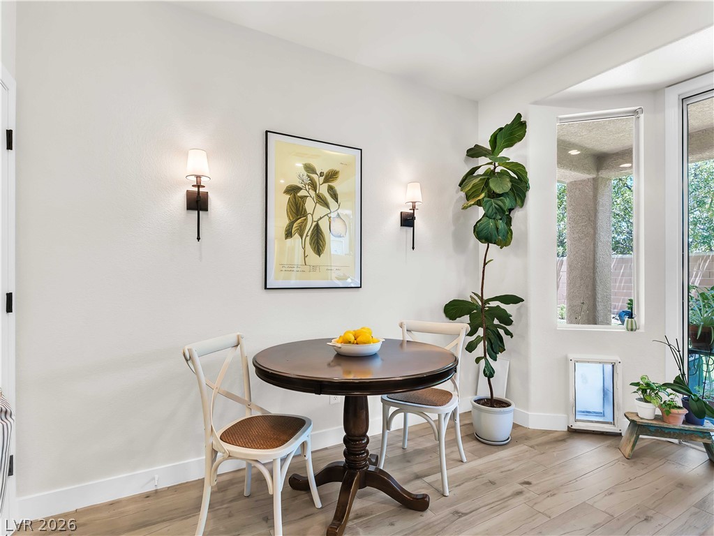 5910 Vintage Garden Court