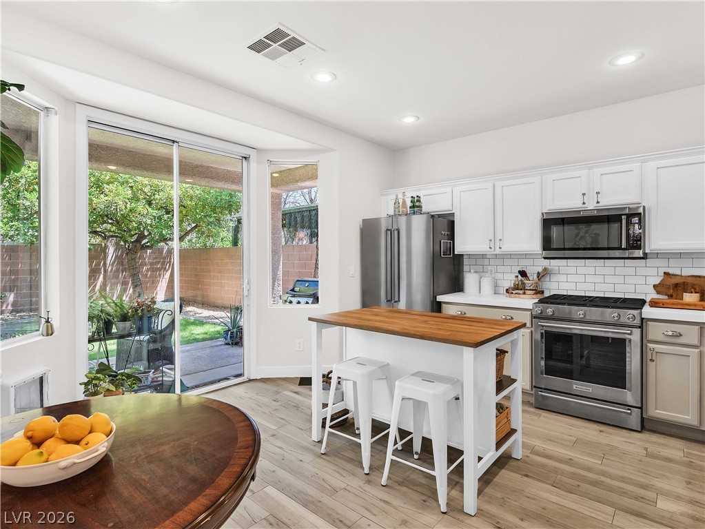 5910 Vintage Garden Court