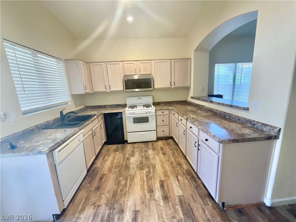 4604 Possum Berry Lane