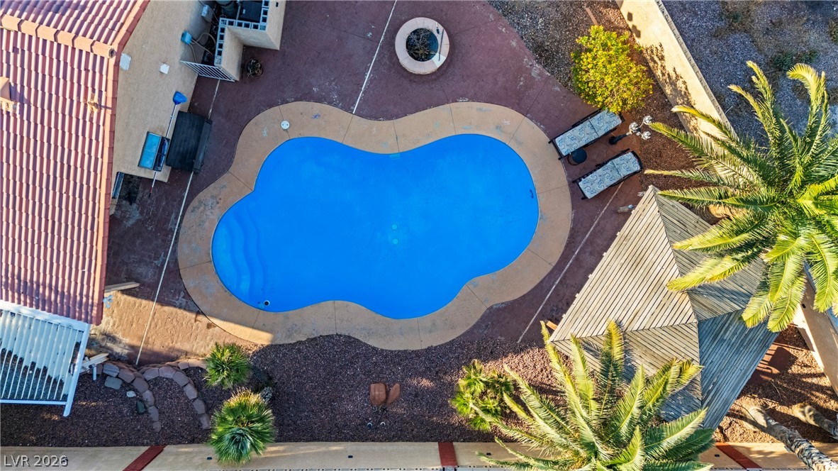 150 Drifting Sand Court