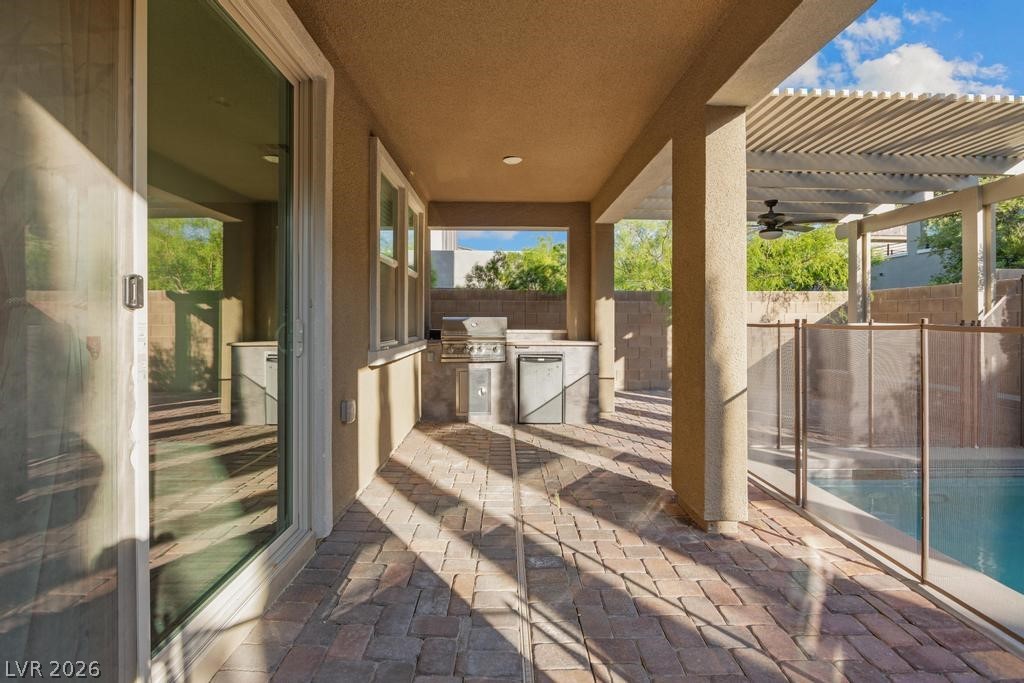 909 Riverlawn Place