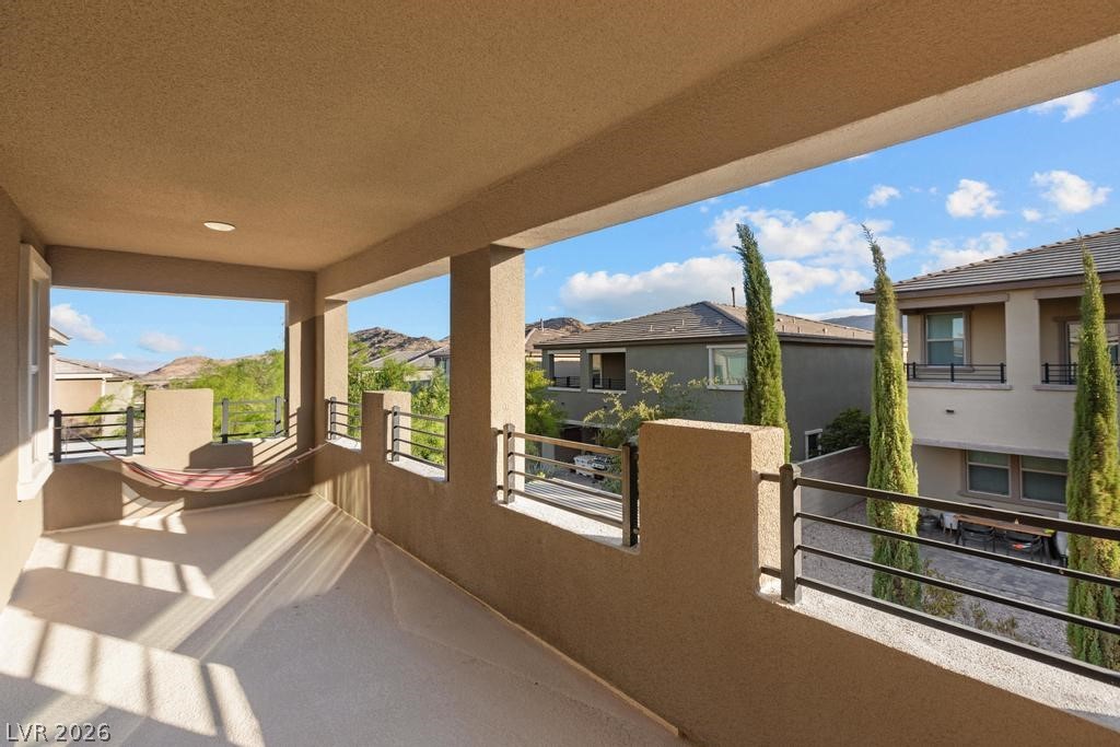 909 Riverlawn Place