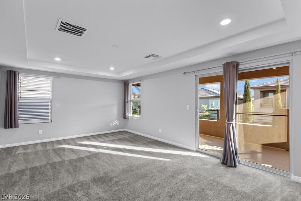 909 Riverlawn Place