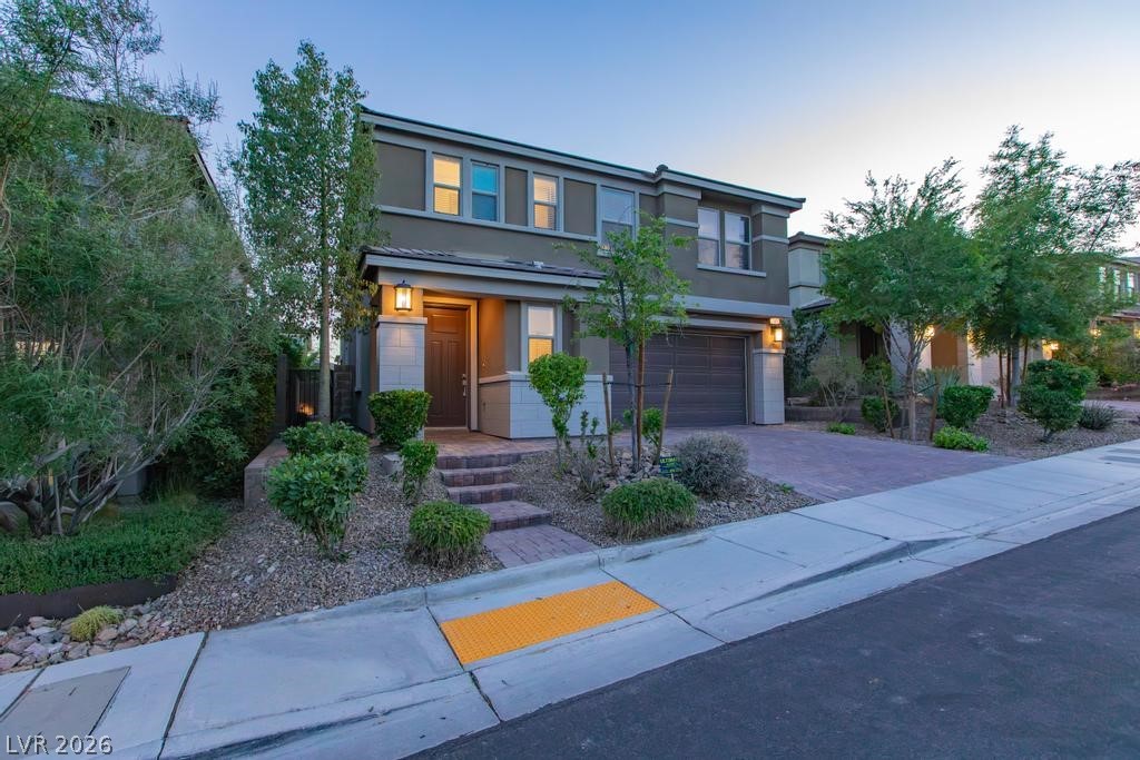 909 Riverlawn Place