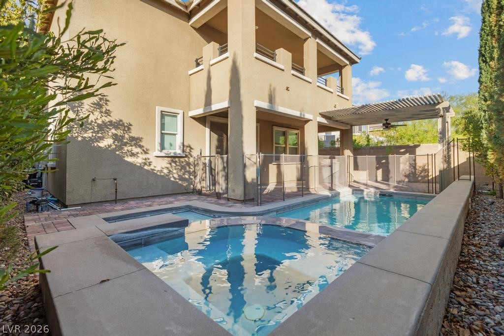 909 Riverlawn Place