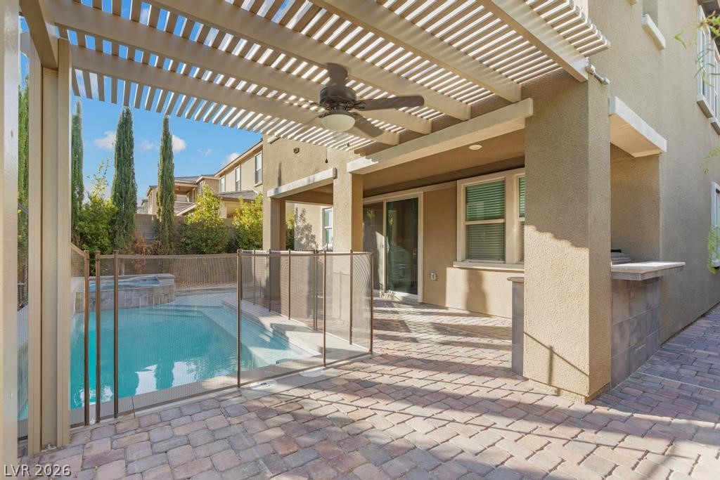 909 Riverlawn Place
