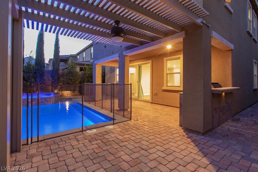 909 Riverlawn Place