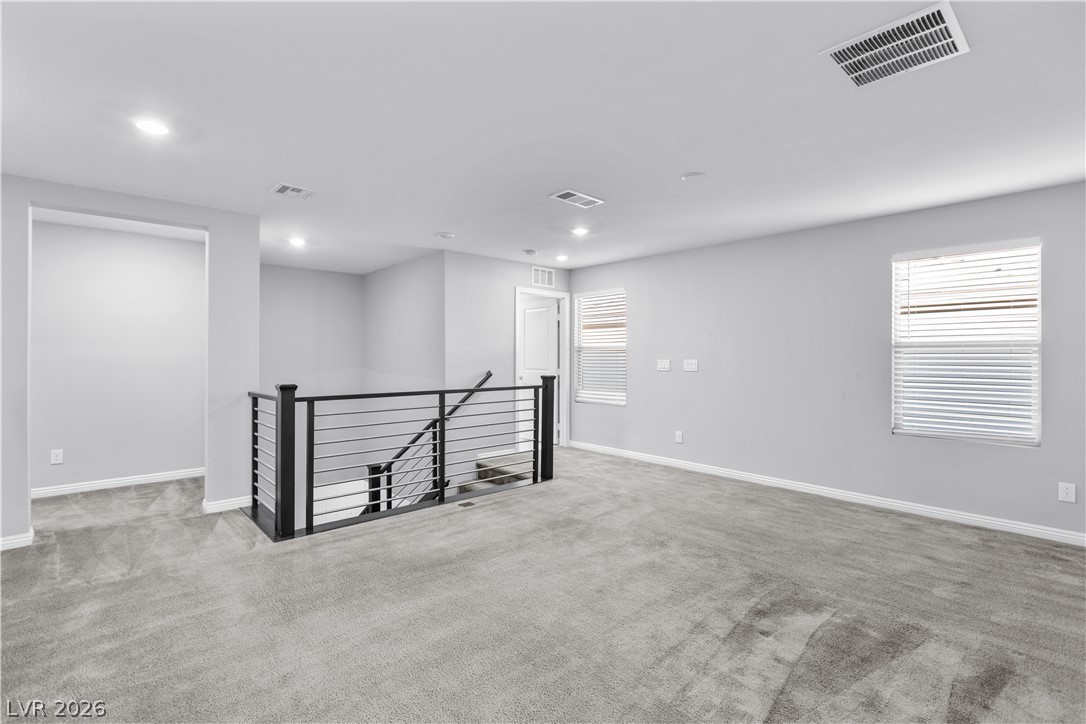909 Riverlawn Place