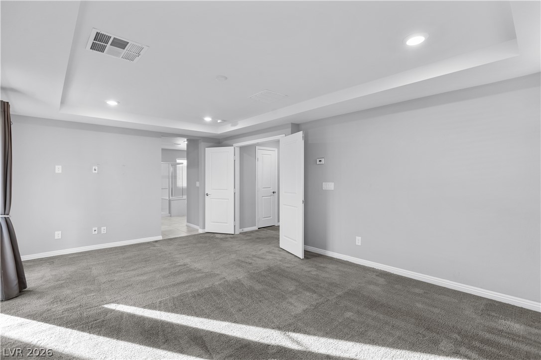 909 Riverlawn Place