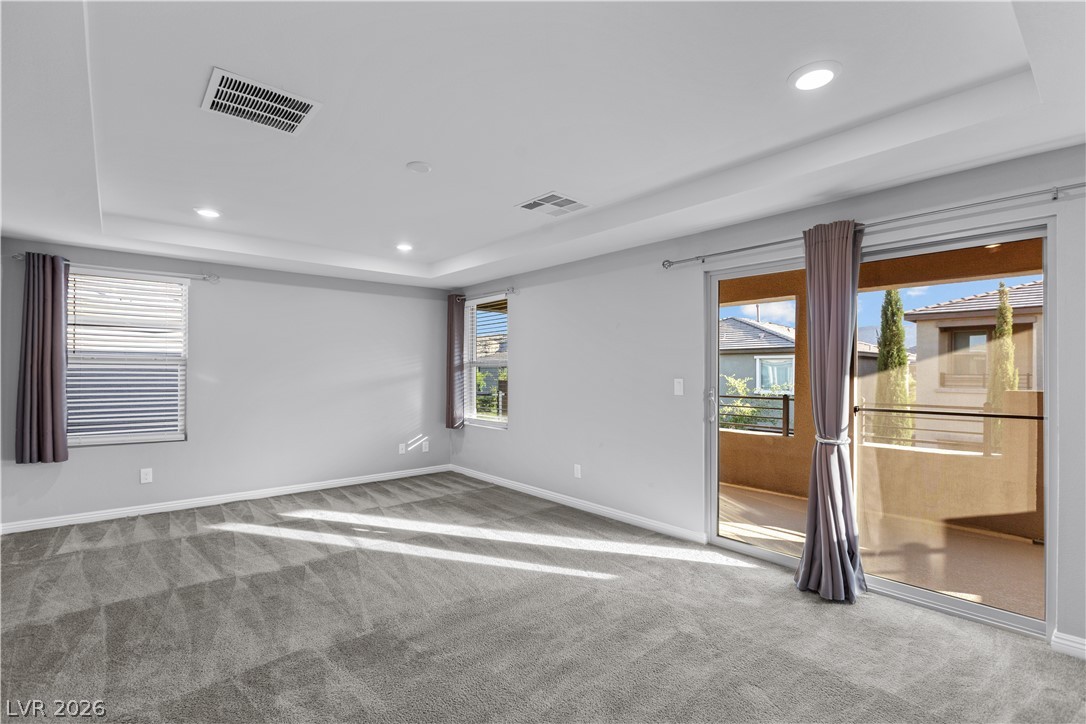 909 Riverlawn Place