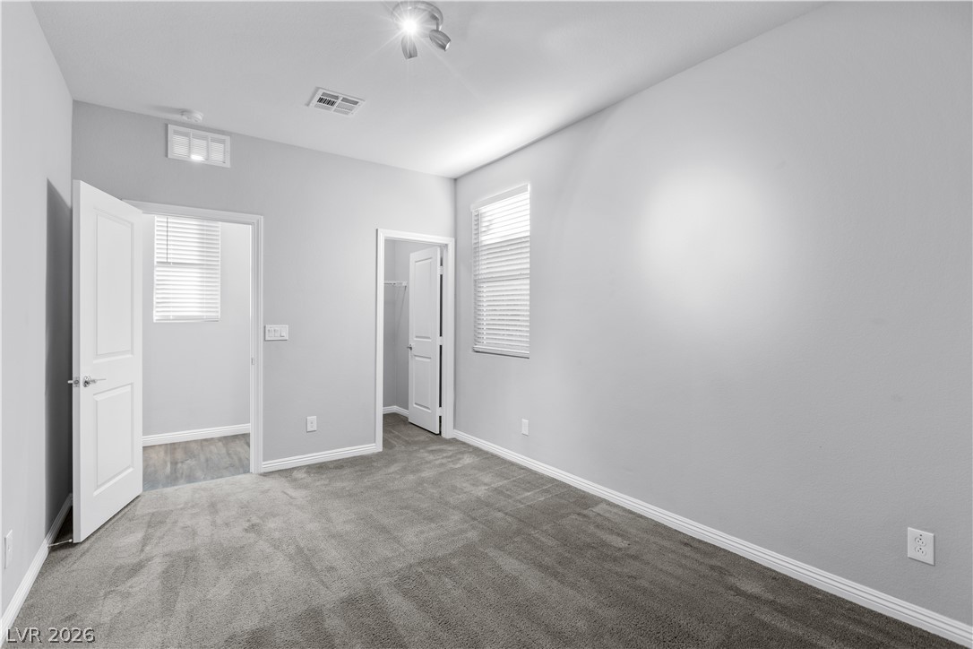 909 Riverlawn Place