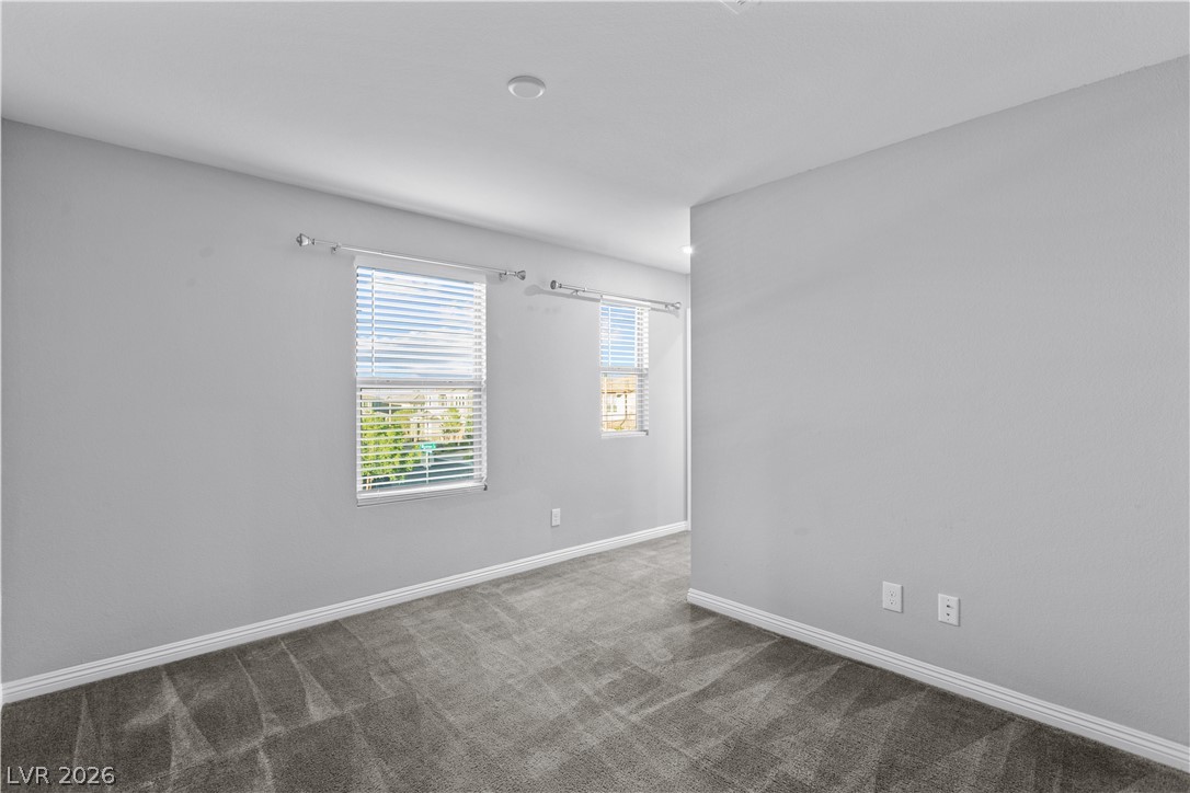 909 Riverlawn Place