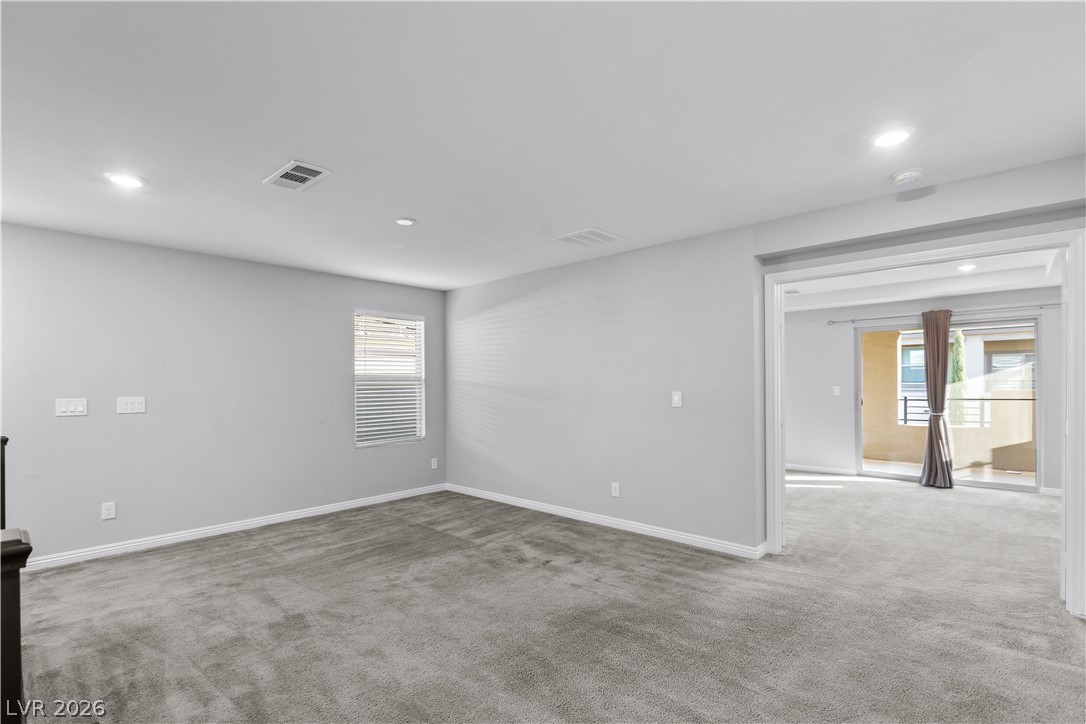 909 Riverlawn Place