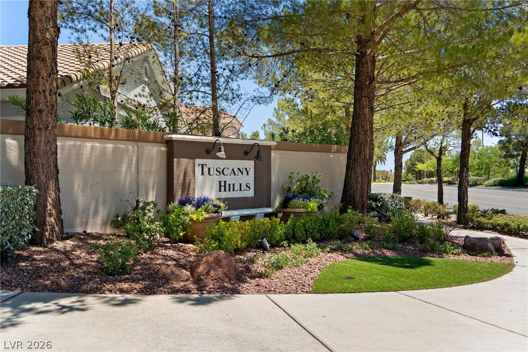 1401 Palantine Hill Drive